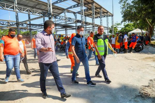Prefeito de Manaus acompanha vacinação de garis e reforça intensificação da segunda dose contra a Covid-19