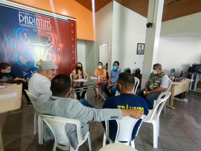 Prefeitura de Parintins realiza reuniões para evento teste no aniversário da cidade Prefeitura de Parintins realiza reuniões para evento teste no aniversário da cidade