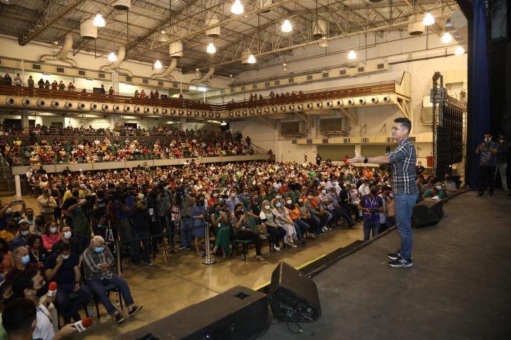 Reajuste de David Almeida aos servidores de educação é aprovado pela Câmara de Manaus