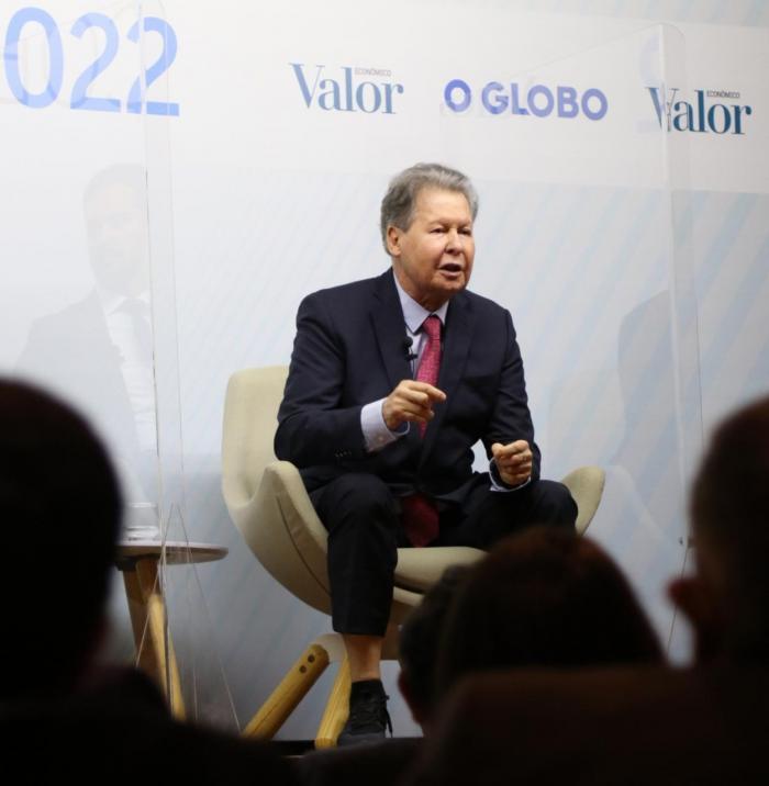 Arthur Virgílio humaniza primeiro debate das prévias e cobra coalizão em favor da democracia