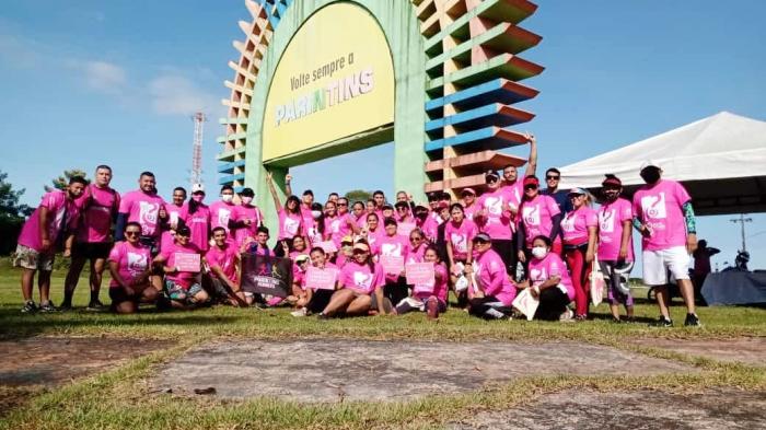 Em Parintins, primeira Trilha Outubro Rosa reúne mais de 150 participantes