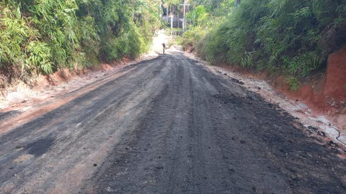 Serviço de terraplanagem no ramal Boa Esperança é concluído com apoio do vereador Jander Lobato