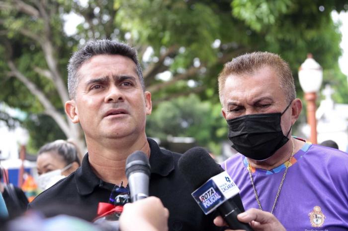 David Almeida anuncia enterro digno às vítimas da Covid-19 sepultadas em covas coletivas