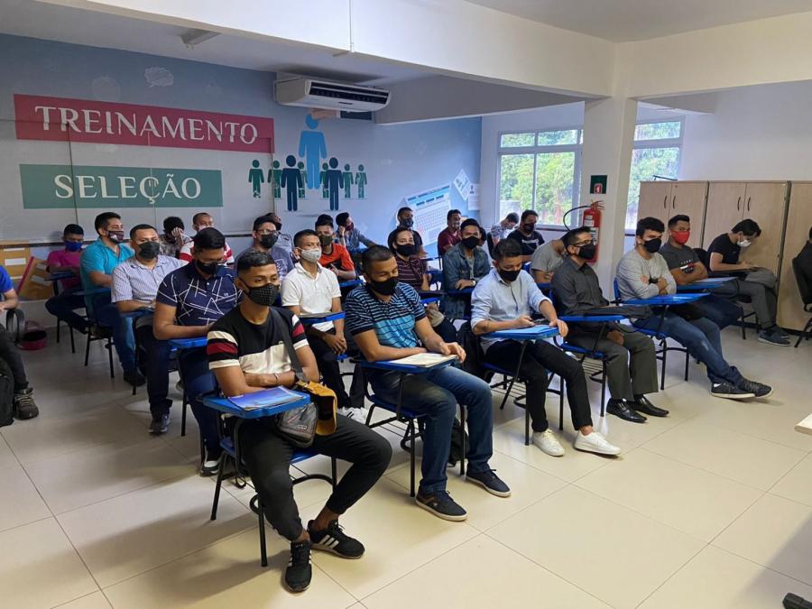 Sine Manaus oferta 162 vagas com oportunidades para PcDs e sem experiência, nesta segunda-feira