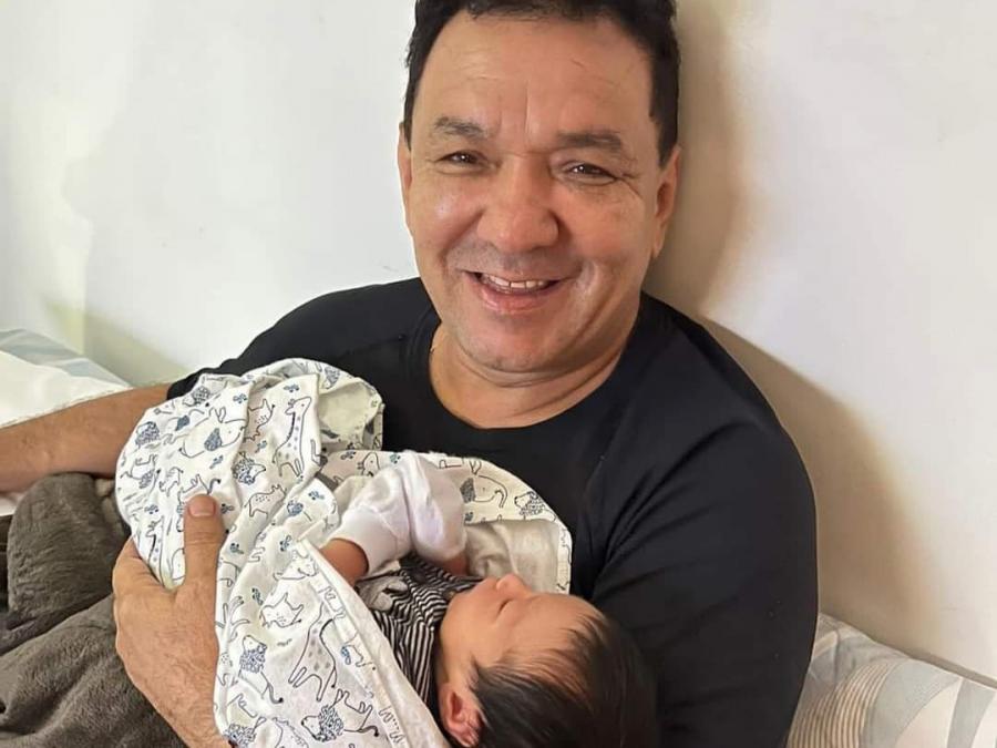 Deputado Tony Medeiros tem filho recém-nascido intubado em Manaus