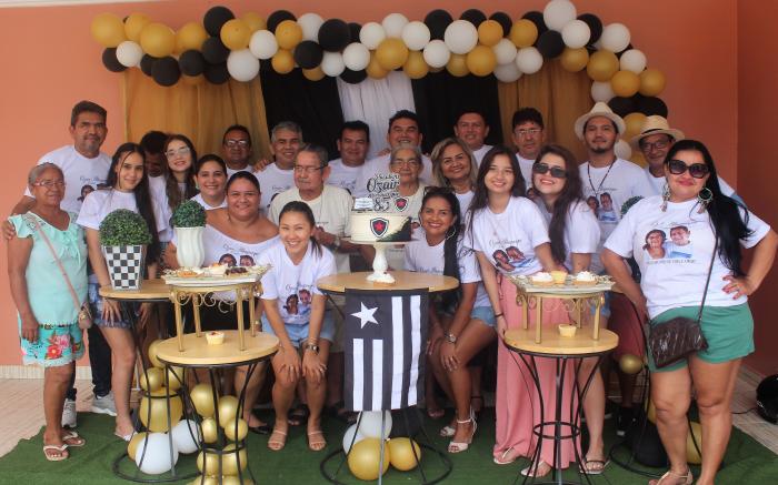 Família Albuquerque comemora 85 anos de seu Ozair 