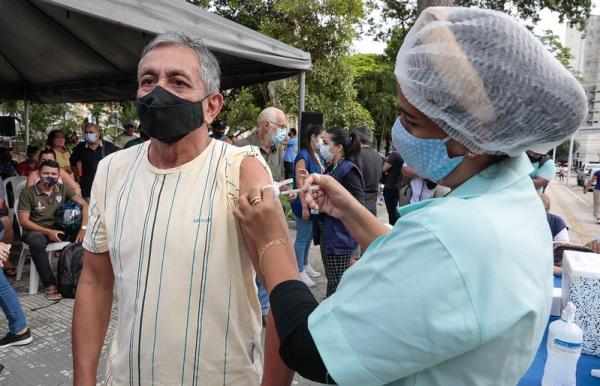 Campanha de vacinação contra a Covid-19 terá 57 pontos, em Manaus 