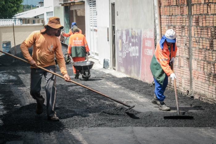 Prefeitura de Manaus intensifica obras de infraestrutura na zona Sul 