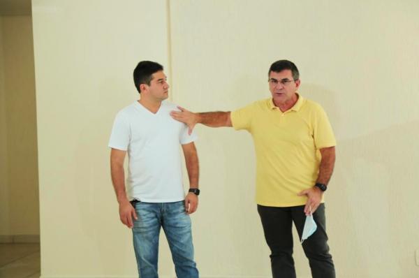 De autoria de Jander Lobato, CMM concede diploma de “Cidadão de Manaus” a Dodó Carvalho