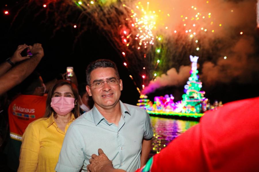 Presépio flutuante inicia visita às comunidades ribeirinhas de Manaus nesta quinta-feira