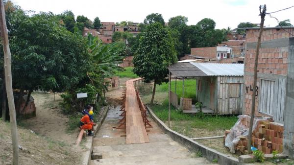 Jander Lobato viabiliza construção de pontes para moradores da zona leste de Manaus