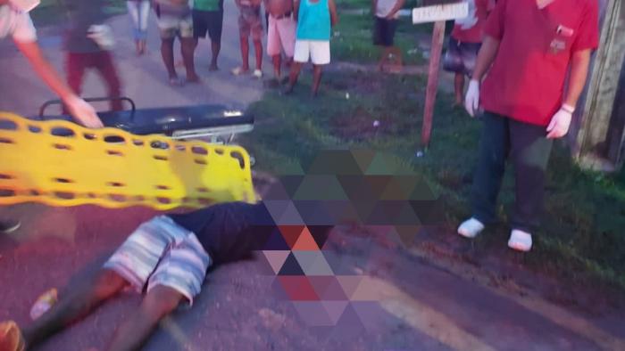 Homem é morto com tiro na cabeça em Barreirinha-Am Homem é morto com tiro na cabeça em Barreirinha-Am