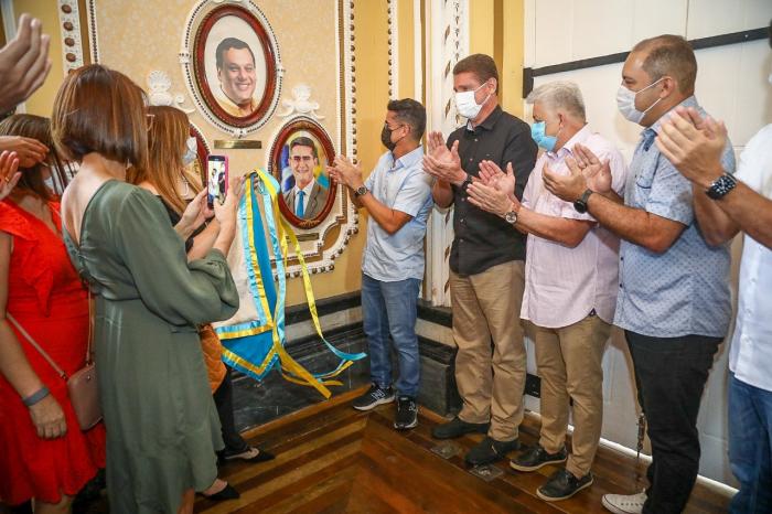 Prefeito David Almeida é eternizado no Museu da Cidade de Manaus