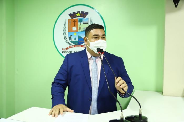 Alex Garcia fecha 2021 como um dos vereadores com mais projetos apresentados na Câmara de Parintins