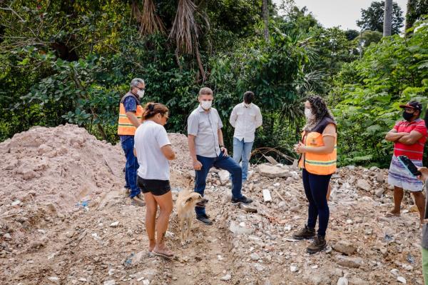 MANAUS: Prefeitura identifica alagamento no bairro Águas Claras causado por obra irregular