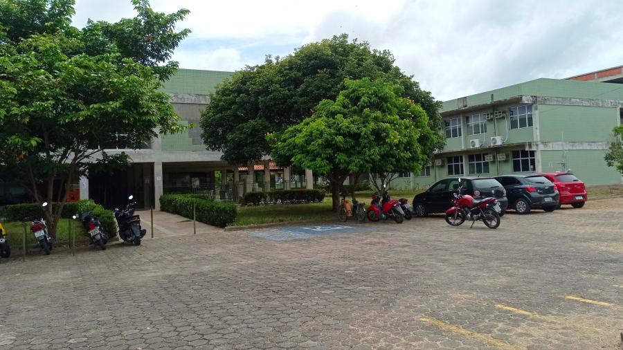 Professores da Ufam cogitam nova suspensão de aulas presenciais Professores da Ufam cogitam nova suspensão de aulas presenciais