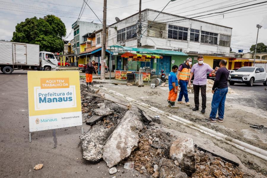 Prefeitura de Manaus leva recapeamento asfáltico às ruas do bairro Cachoeirinha