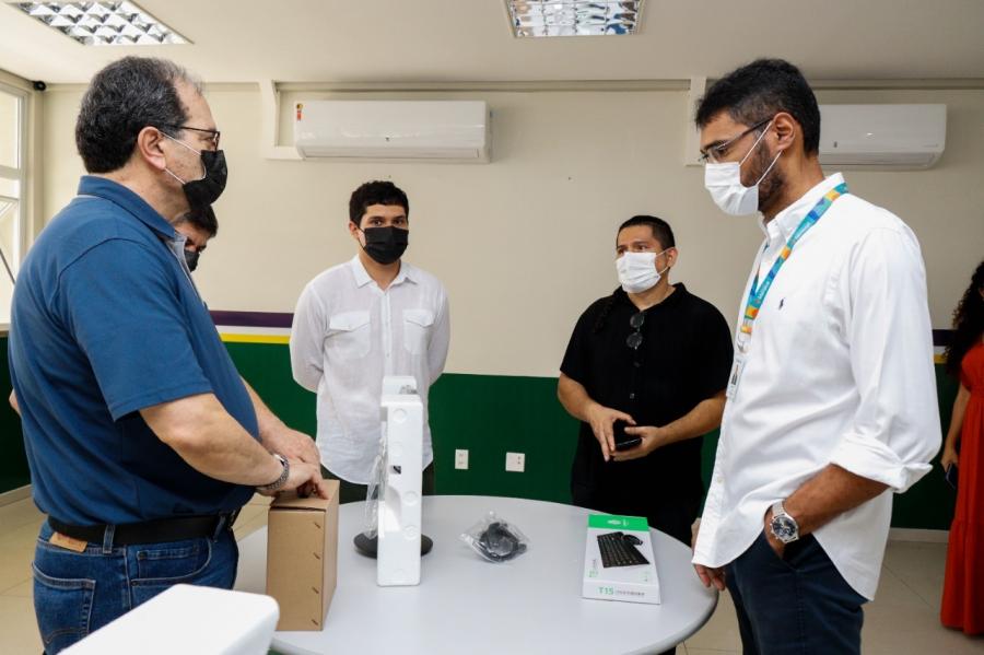 Alternativas tecnológicas são apresentadas por comitiva de Israel ao Centro Integrado de Educação Lúcia Almeida
