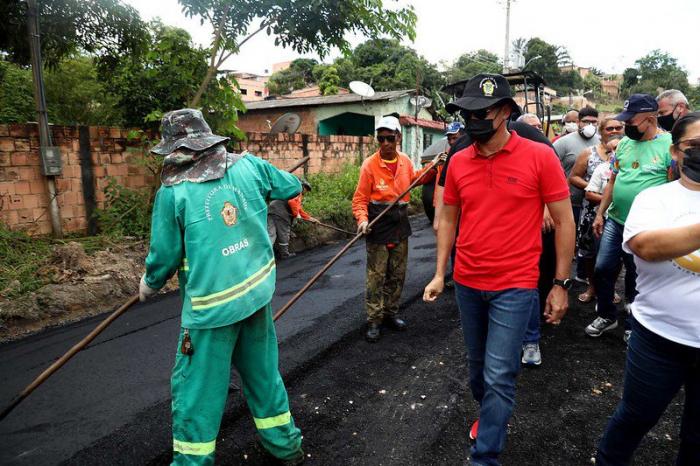 Prefeitura de Manaus intensifica recuperação asfáltica em diversos bairros da capital