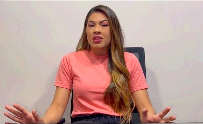 Irritada, Vereadora de Parintins se justifica e reclama de 'linchamento virtual'