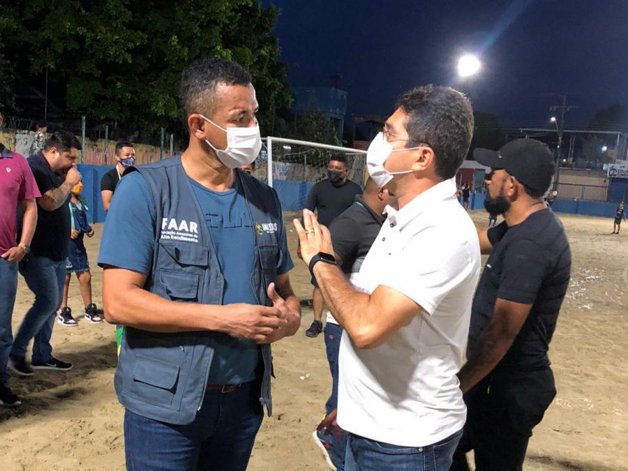 Em Manaus, Jander Lobato inspeciona Campo do Florestão com diretor-presidente da Faar