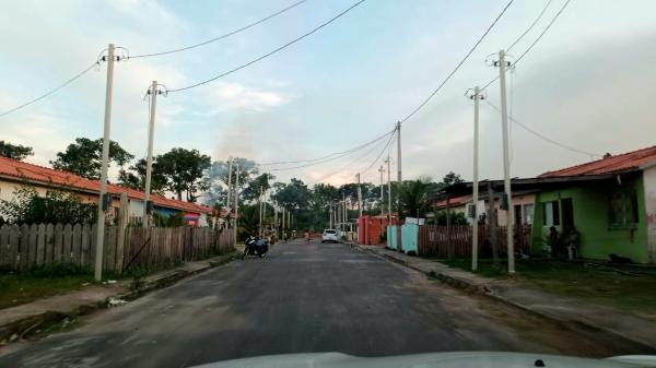 BOMBA: Juiz dá prazo de 30 dias para reintegração do Residencial Parintins   