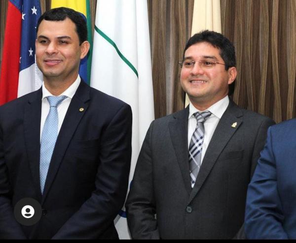 Jander Lobato concede 'Medalha de Ouro Cidade de Manaus' para Saullo Vianna
