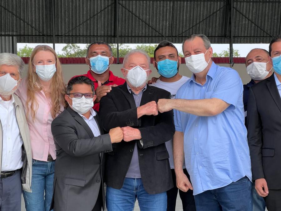 Lula tem reunião com Omar e outros políticos em Manaus