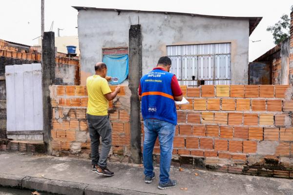 Prefeitura de Manaus vai promover regularização fundiária para atender 20 mil famílias em bairros e comunidades