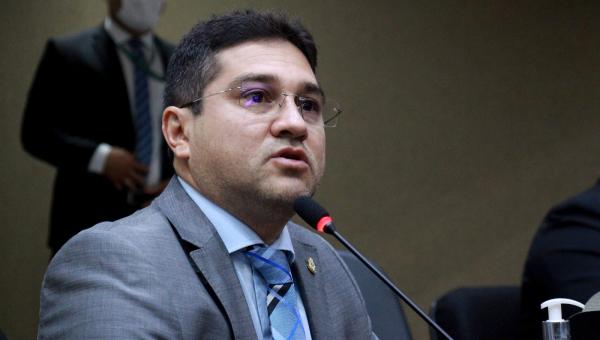 Jander diz que vai continuar fiscalizando e cobrando respostas sobre irregularidades em medidores da Amazonas Energia