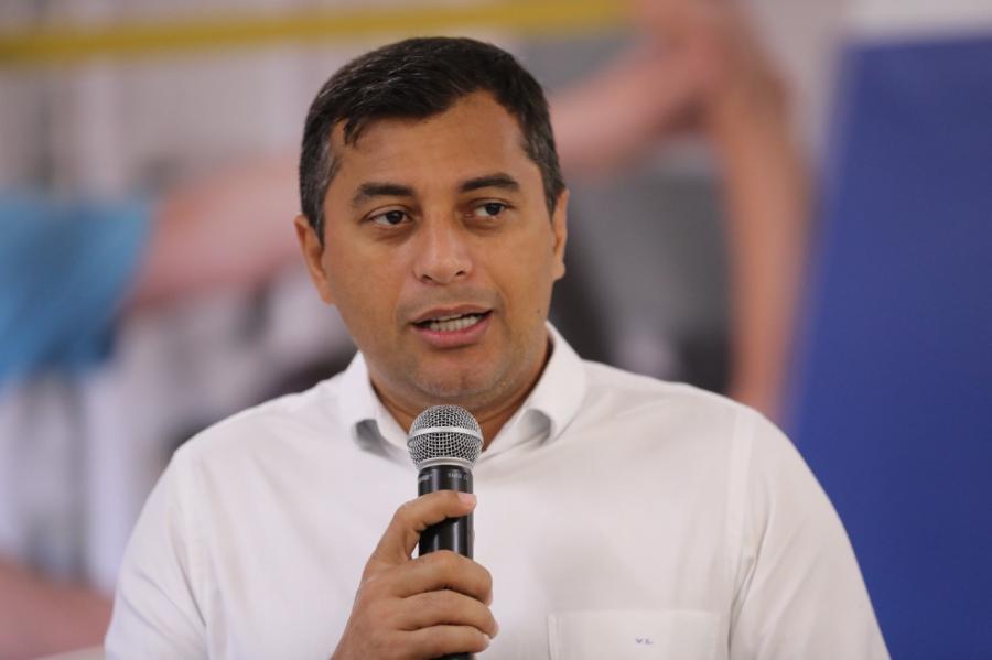 Wilson Lima anuncia antecipação de 50% do 13° de servidores, aposentados e pensionistas