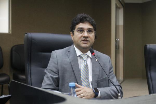 MANAUS: Jander Lobato reafirma apoio do auxílio aluguel da Prefeitura para as famílias que moram nas áreas inundadas 