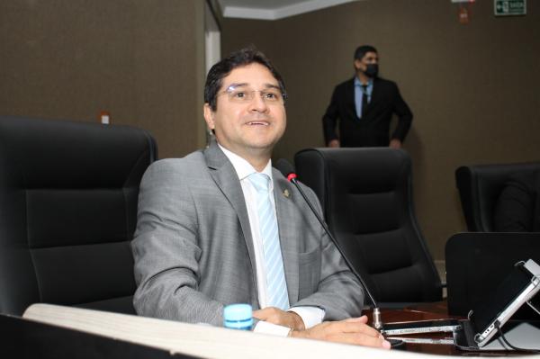 Jander Lobato confirma pré-candidatura a deputado estadual