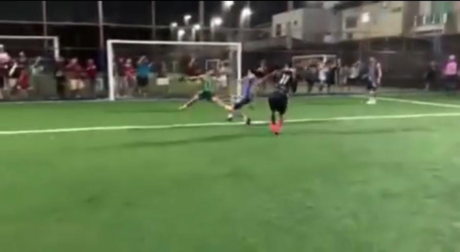 ASSISTA: Homem é assassinado em partida de futebol transmitida ao vivo em Manaus