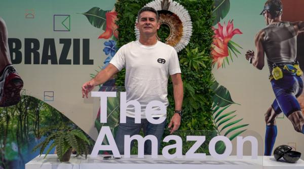 Manaus movimenta Barcelona com estande para chamar maratonistas a correrem na Amazônia