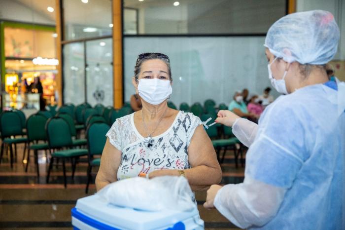 MANAUS: Prefeitura inclui gestantes, puérperas e professores na Campanha de Vacinação Contra Influenza