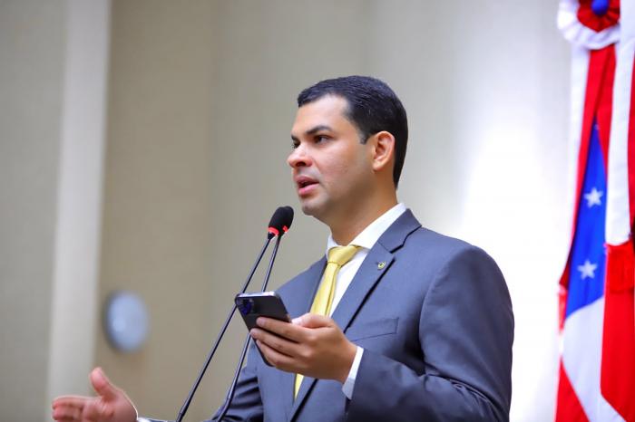'Isenção do ICMS não está chegando ao consumidor’, alerta Saullo Vianna sobre valor das passagens aéreas no AM