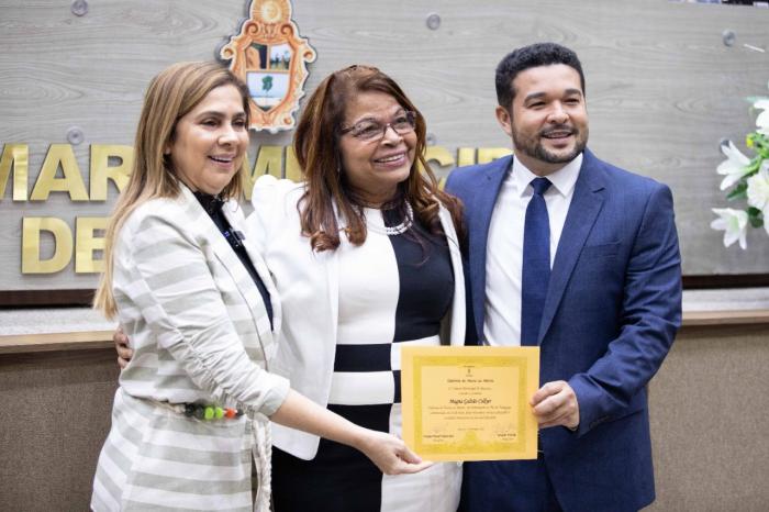 Pedagogos da Prefeitura de Manaus recebem homenagem na Câmara de Manaus 
