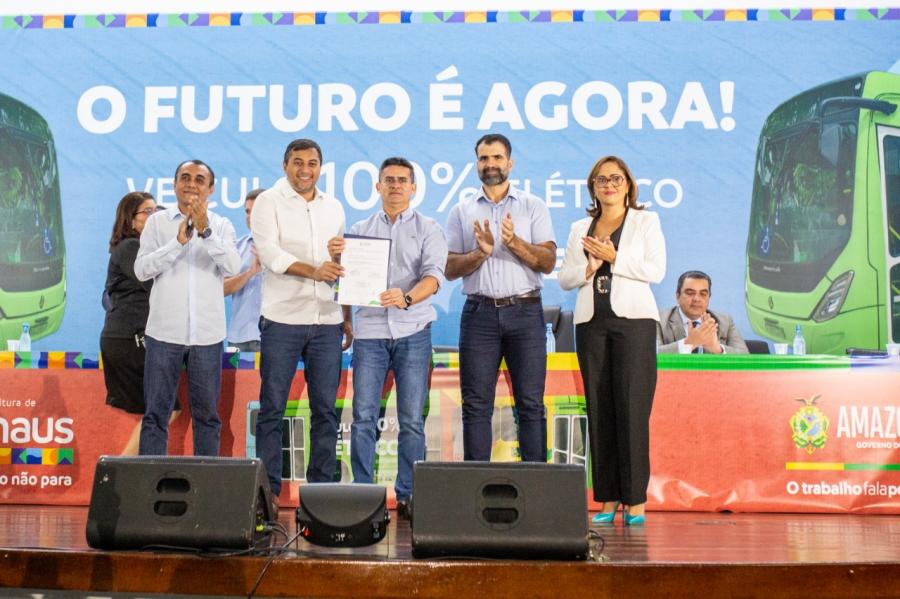 Prefeitura de Manaus e Estado firmam convênio de R$ 36,4 milhões para aquisição de ônibus elétricos