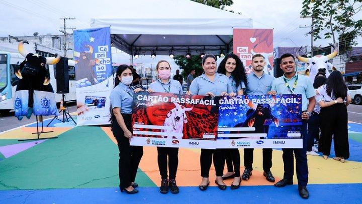Prefeitura de Manaus implanta temática de Garantido e Caprichoso nos cartões de transporte