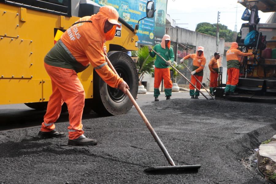 Asfalta Manaus avança no bairro Tancredo Neves, na comunidade Nova Floresta Asfalta Manaus avança no bairro Tancredo Neves, na comunidade Nova Floresta