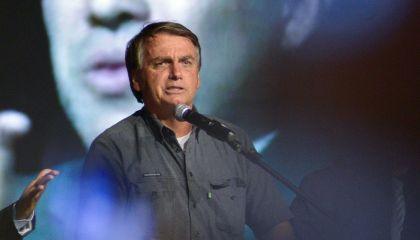 A apoiadores, Bolsonaro não condena homicídio em Foz e fala em 'briga de duas pessoas'