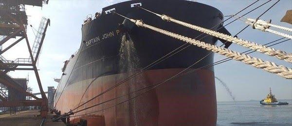 VARÍOLA DOS MACACOS: Navio com suspeita na tripulação passa por desinfecção