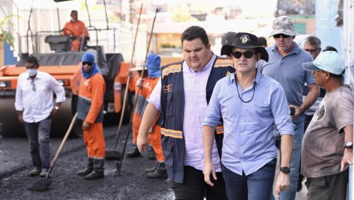 David Almeida destaca avanço do programa ‘Asfalta Manaus’ em todas as zonas da capital