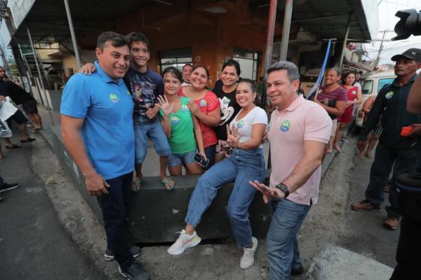 Wilson Lima percorre ruas do Coroado, em Manaus 