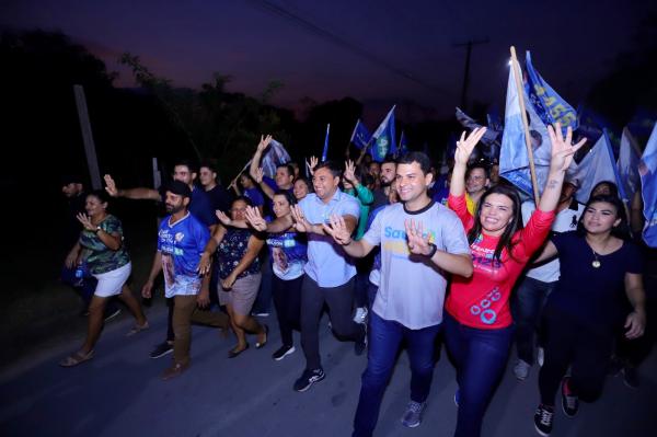Saullo Vianna participa de carreata e comício em Rio Preto da Eva