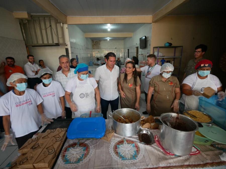 COMBATE A FOME: Ação de Marcelo Ramos traz Cozinha Comunitária pro AM