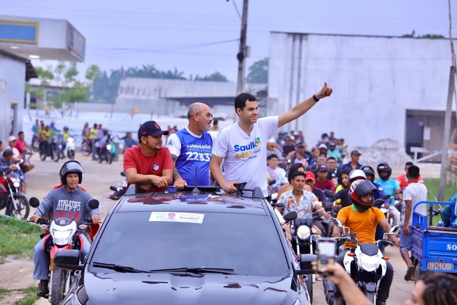 Eleitores do Alto Solimões fazem festa para Saullo Vianna