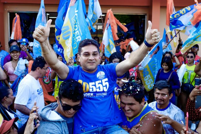 PARINTINS: Jander Lobato é recebido de forma calorosa com megacarreata