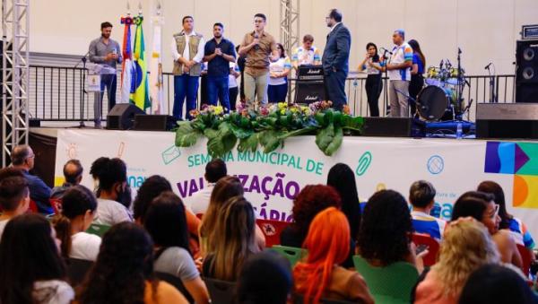 David Almeida participa de evento cultural de valorização aos estagiários da gestão municipal